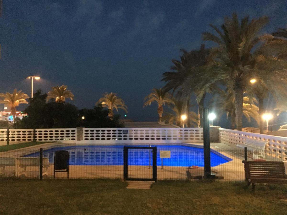 Apartamento Con Vistas Al Mar. Primera Linea De Playa. Aguadulce (Almeria) Exterior foto